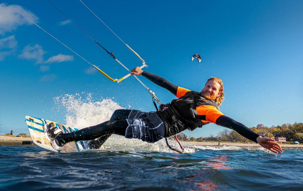 Kite surfer enjoying SECUMAR's Impact vest, the FURIO