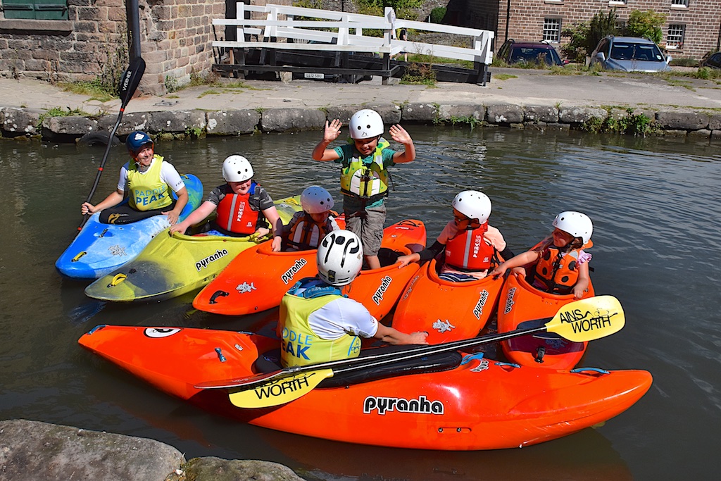 Over the August Bank Holiday weekend ( 28-30th ) local charity Paddle Peak are giving Derbyshire youngsters the opportunity to try kayaking on the Cromford Canal, free of charge as part of Cromford Mills Adventure Weekend.